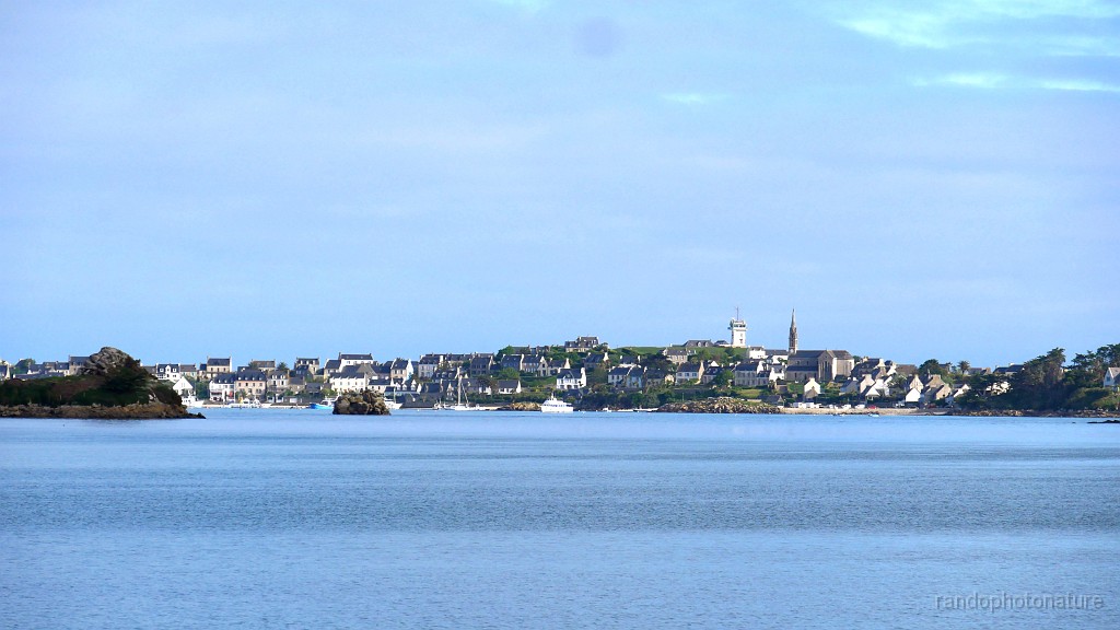 2025-05-02_09h-13m_032.JPG - Roscoff vu depuis le Sud-Ouest