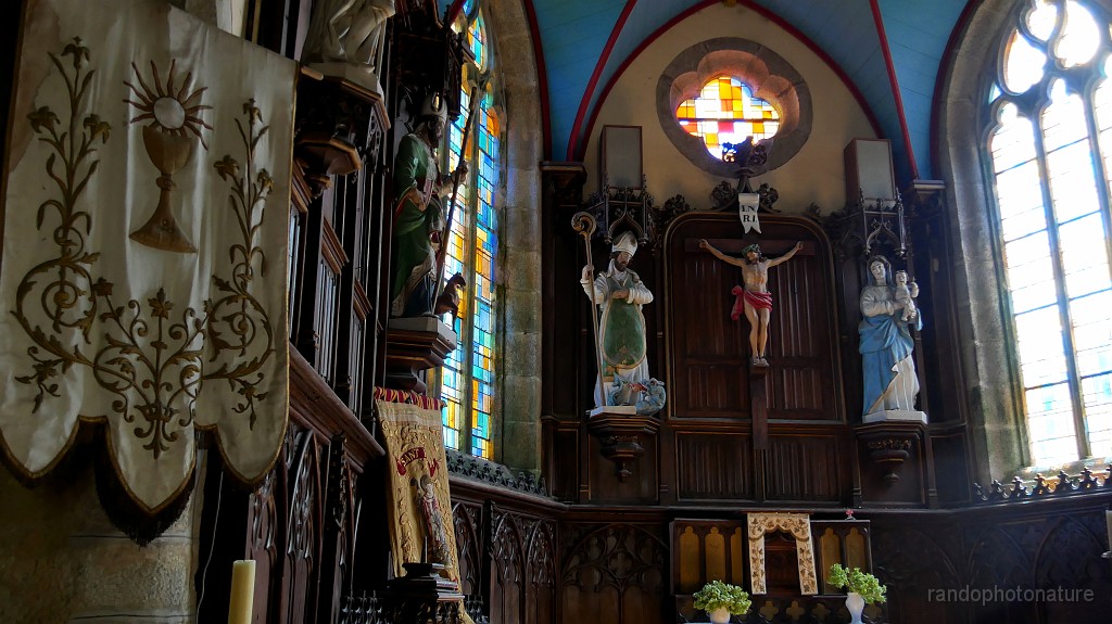 2025-05-09_11h-55m_414.JPG - Intérieur de la chapelle du rosaire de Lampaul-Ploudalmézeau