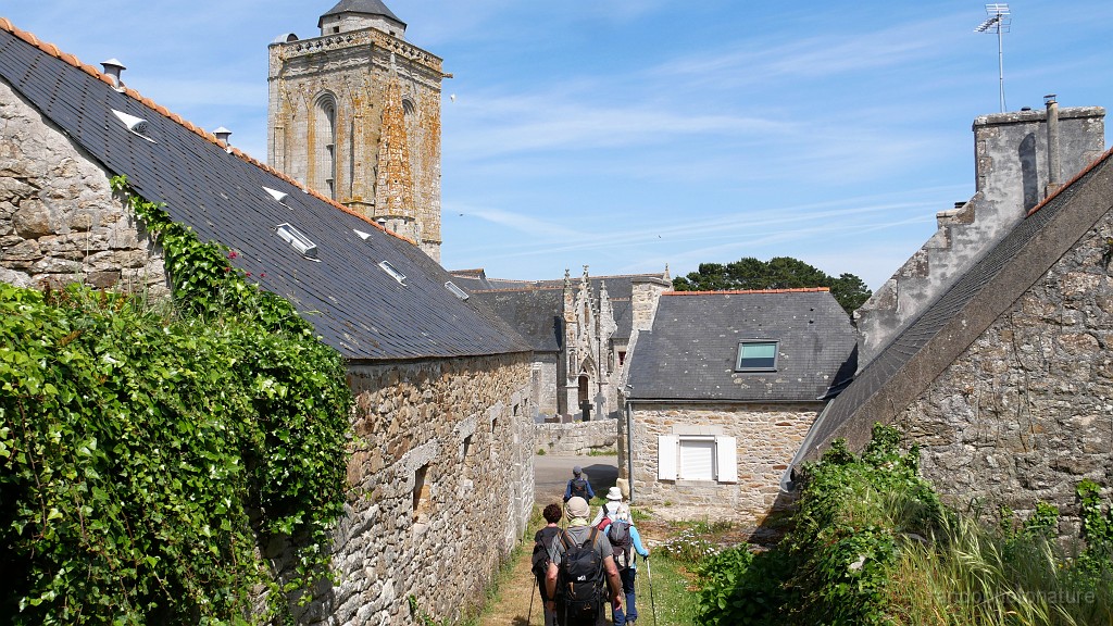 2022-05-05-15h-39m-14s_318.JPG - Vieux hameau