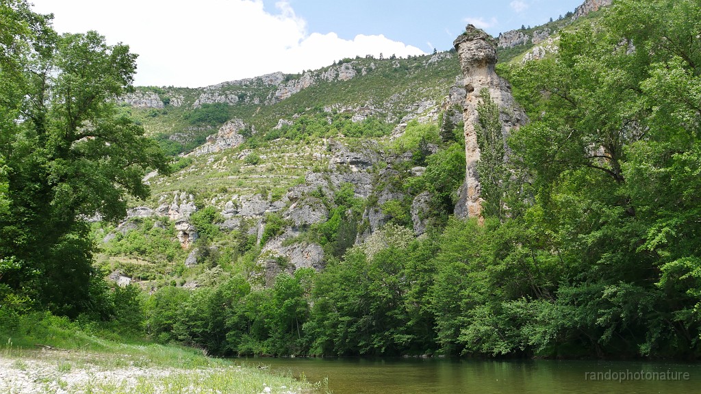 2023-05-22-13h-13m-01s_115.JPG - Le cirque de Pougnadoires