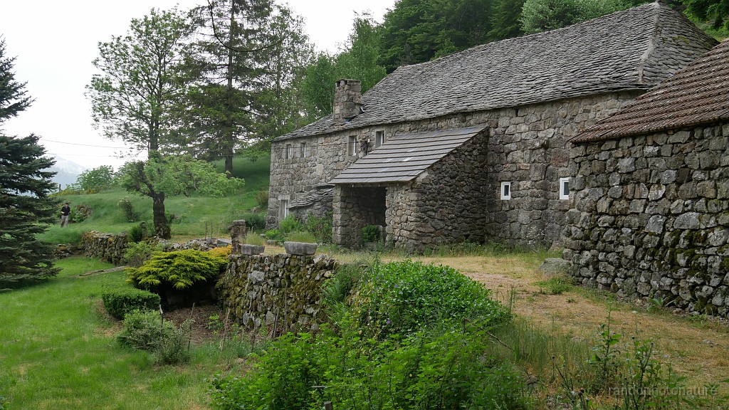2021-06-07_13h-25m-41s_109.JPG - Vieille ferme