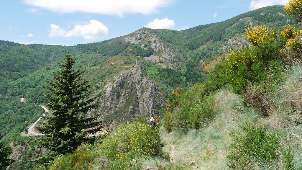 2021-06-12_13h-34m-29s_384.JPG - La tour St Laurent