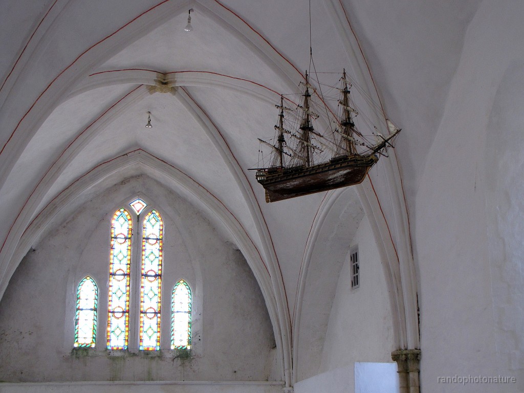 2018-04-25_13h-26m-44s_252.JPG - Omonville-la-Rogue : intérieur de l'Eglise
