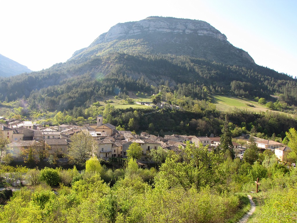 2017-04-21_09h-06m-59s_378.JPG - Verclause et la tête du Mourret