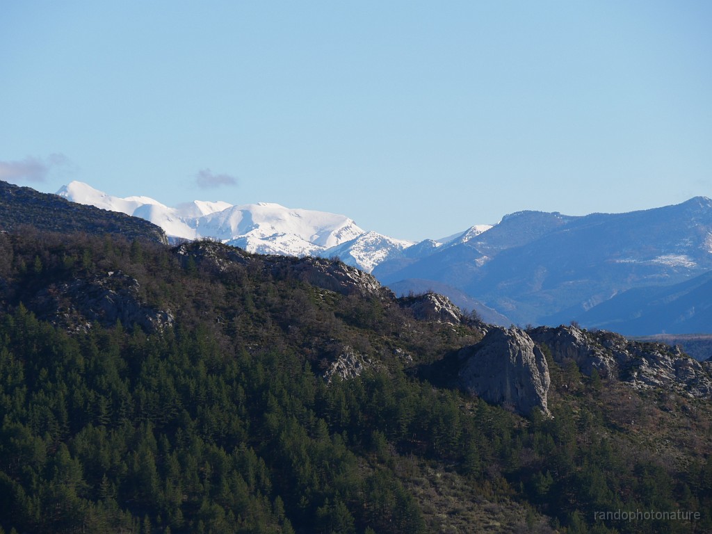 2019-04-08_09h-18m-32s_083.JPG - Les crêtes enneigées du Dévoluy