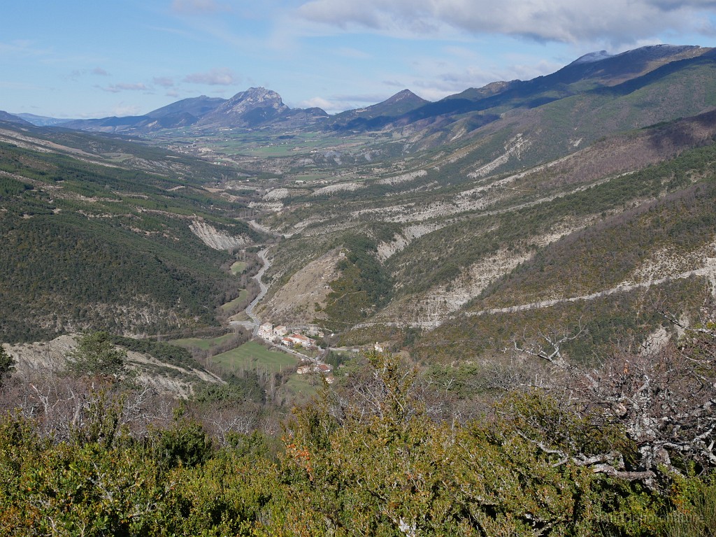 2019-04-08_10h-07m-00s_089.JPG - Vue vers l'Ouest et le Rosannais
