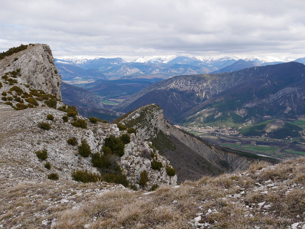 2019-04-08_11h-53m-31s_100.JPG - Le Rochasson et la crête de l'Eyglière