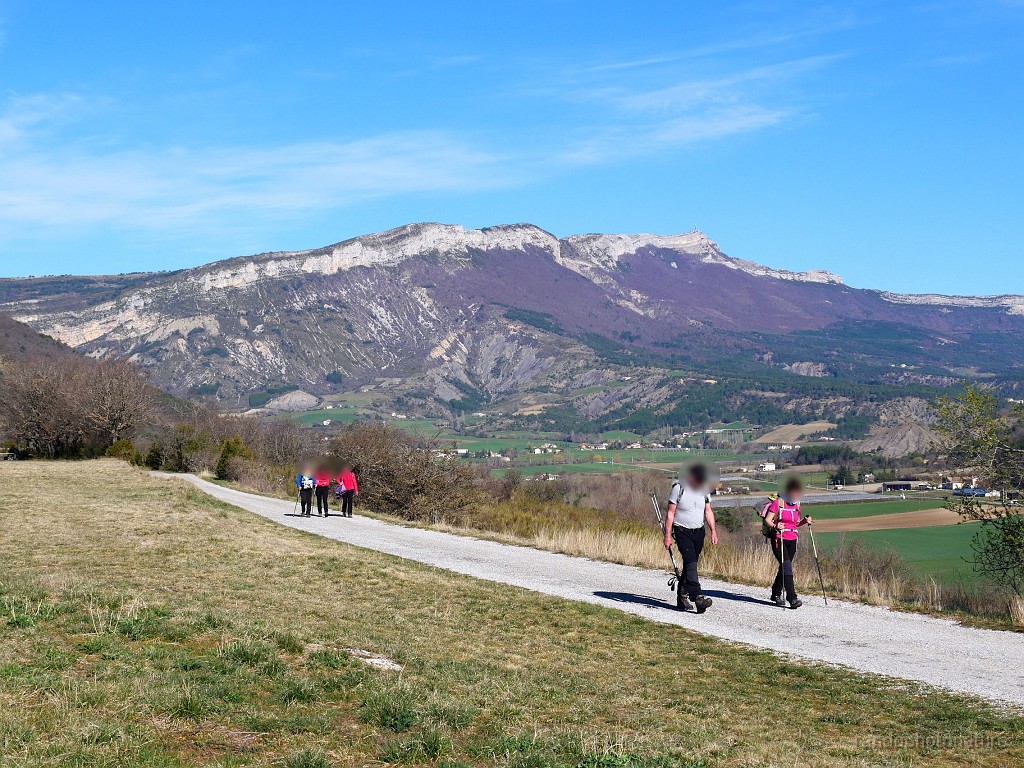 2019-04-09_09h-44m-03s_143.JPG - Sur le plateau de Lagrand