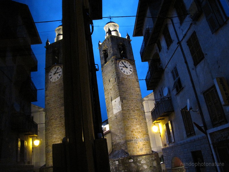 2012-05-04_20h-59m-43s_350.JPG - Eglise de Belvédère la nuit