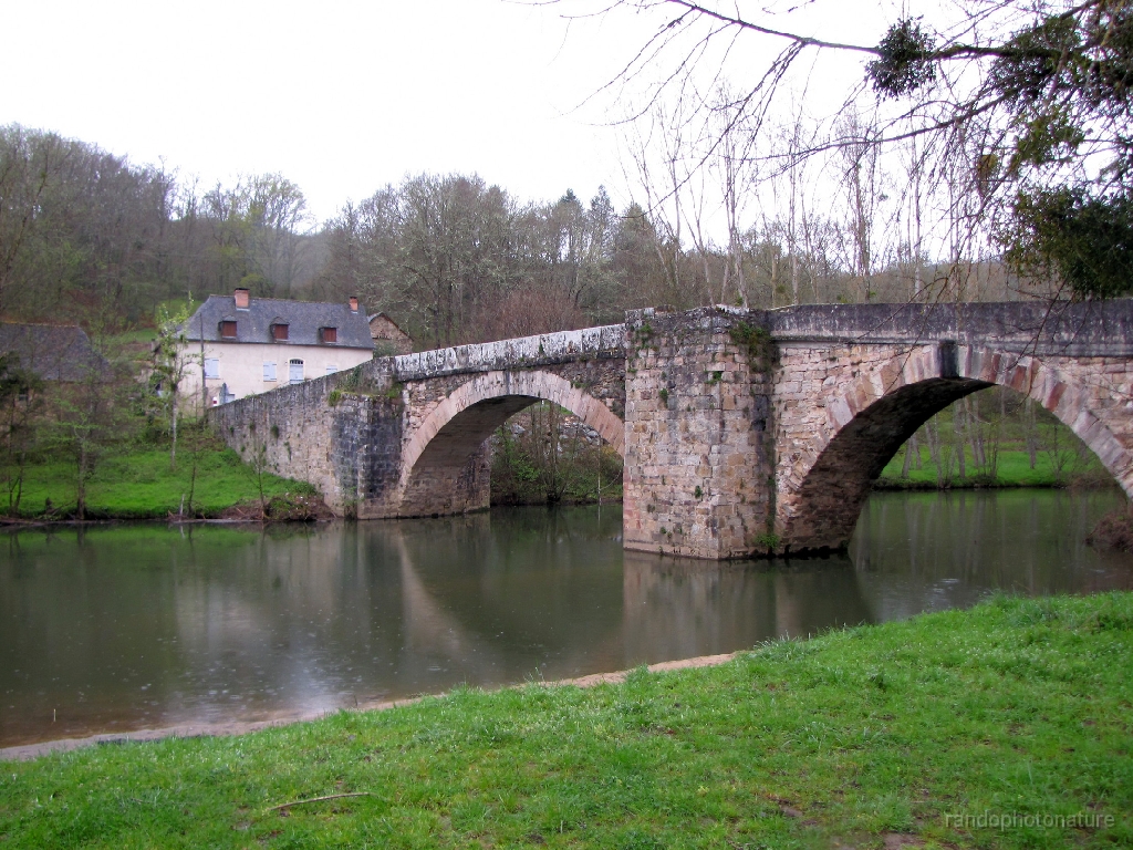 2016-04-04_08h.44m.53s_00081.JPG - Pont St Blaise (XIII siècle)