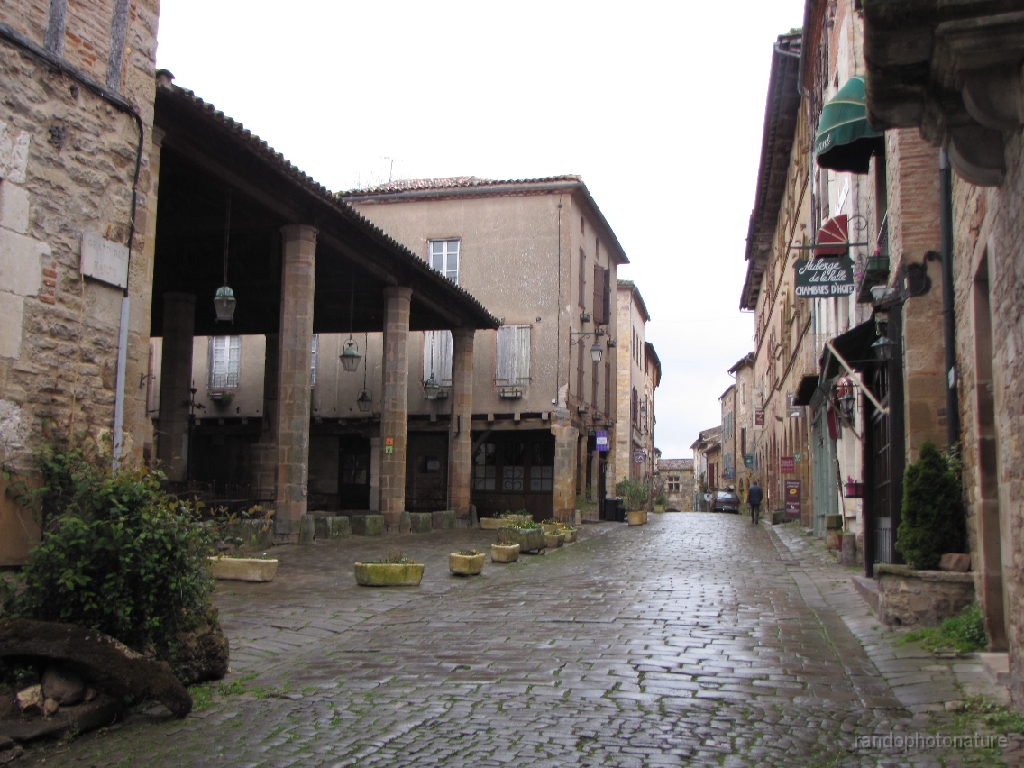 2016-04-05_08h.41m.47s_00135.JPG - Grand rue Raimond VII
