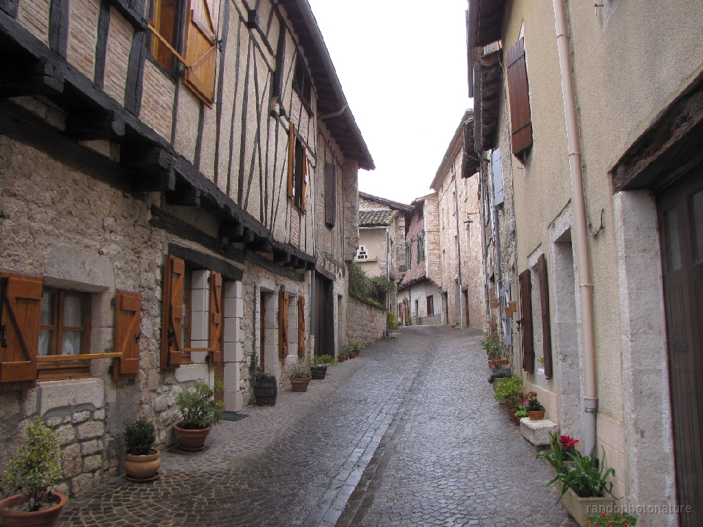 2016-04-05_18h.33m.07s_00169.JPG - Castelnau de Montmiral : ruelle