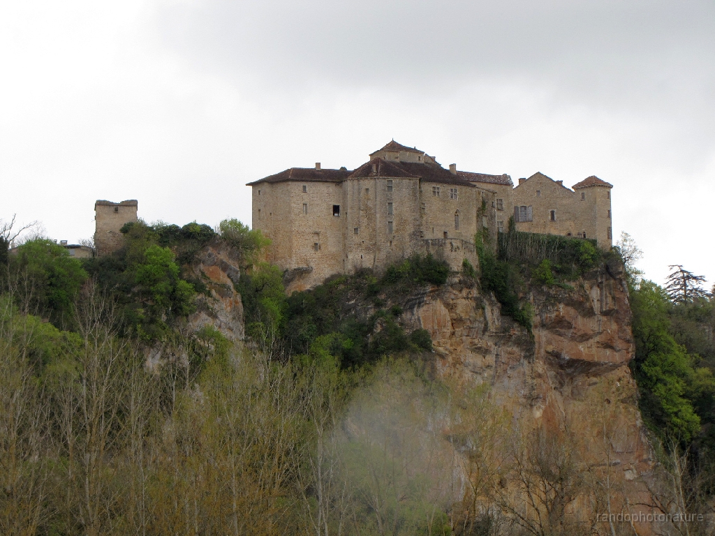 2016-04-07_13h.54m.29s_00275.JPG - Deux châteaux de Bruniquel