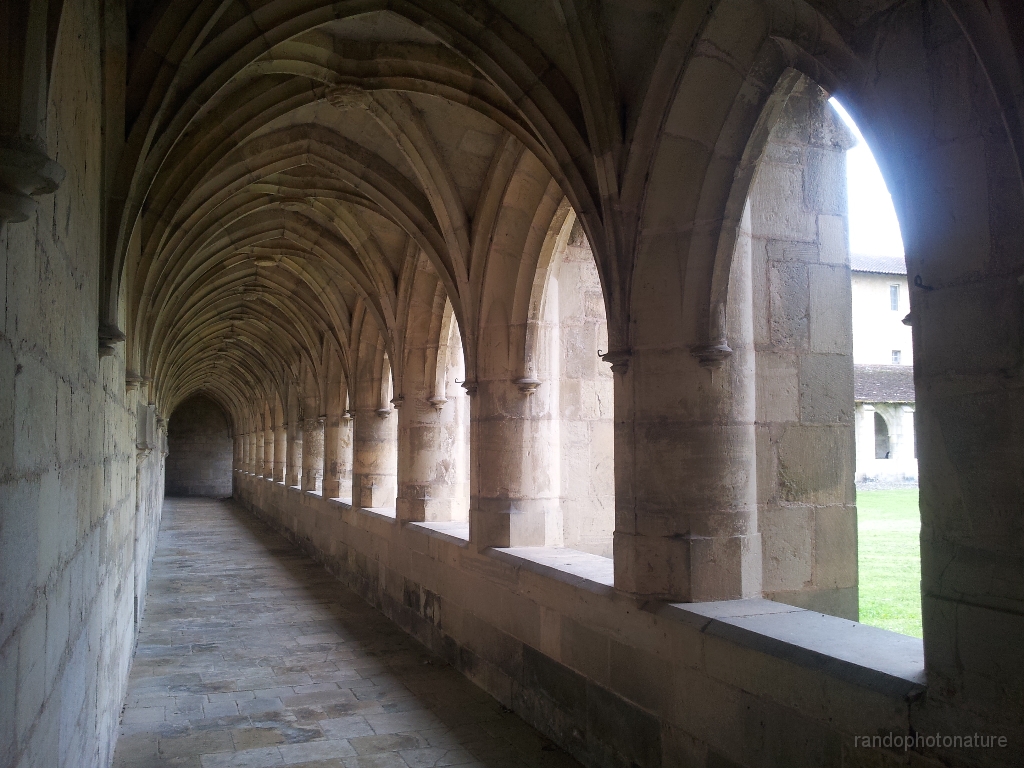 2016-04-09_15h.53m.25s_00033.jpg - Villefranche de Rouergue : grand cloître de la Chartreuse