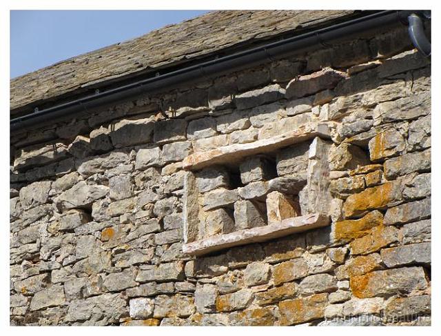 152.jpg - Fretma : accès au pigeonnier