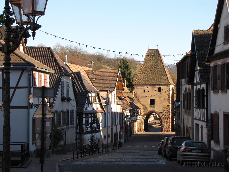 2011-01-16_14h-32m_019.JPG - Porte médiéviale de Boersch