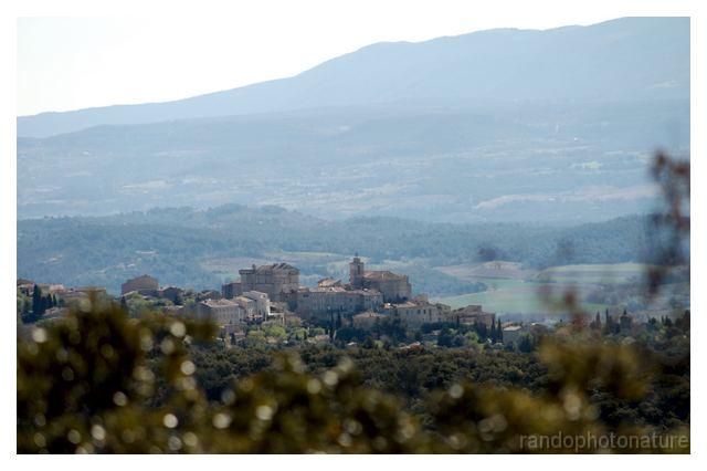2008-04-07_11h08m05s_052.jpg - Vue sur Gordes